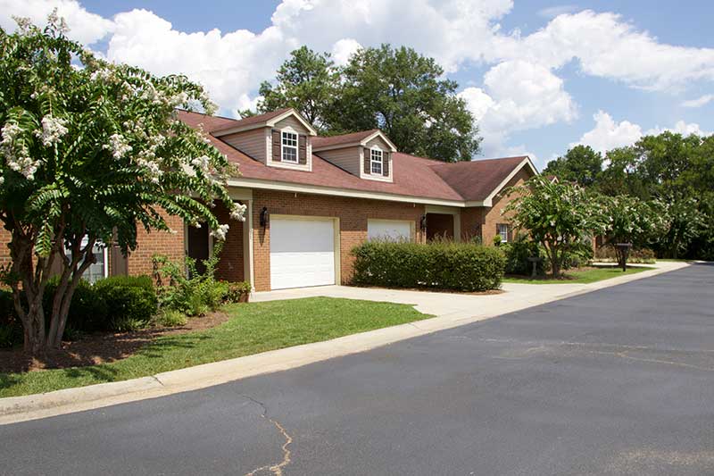 Nonprofit Senior Living in Macon, GA Magnolia Manor